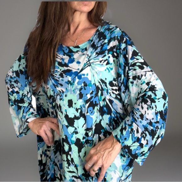 Womens Plus Blouse 3x blue black green printed Colorful abstract shirt Artsy top - Picture 2 of 6